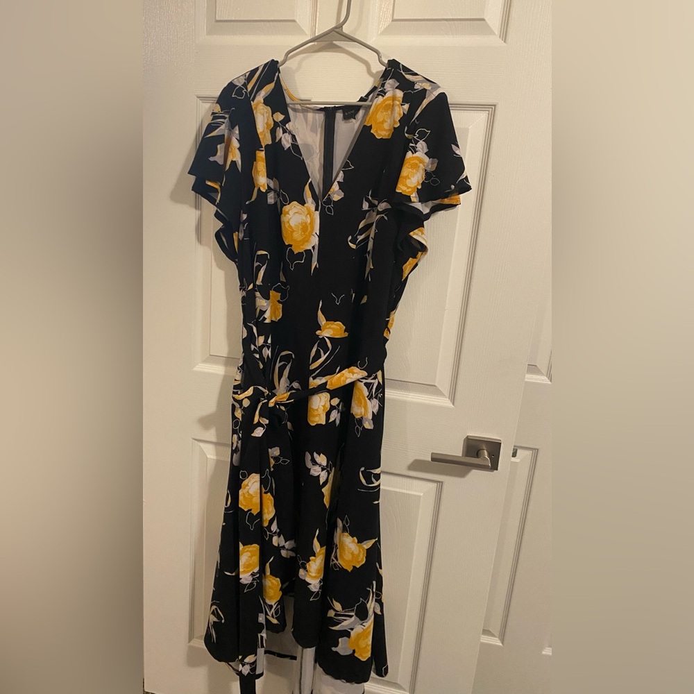 Yellow floral midi with waist belt (plus size)